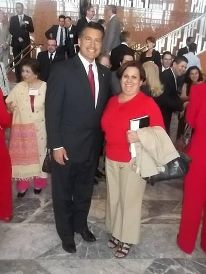 Rosita Morales Peraltacon Gobernador Sandoval
